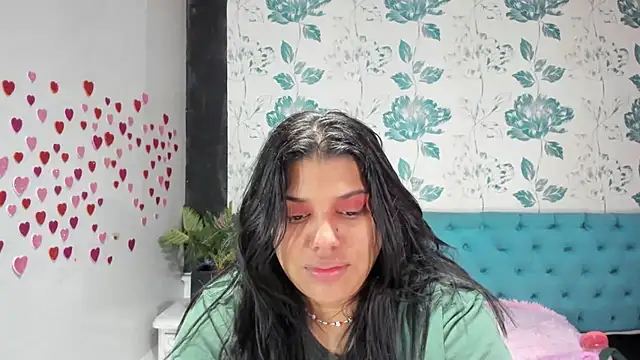 Snapshot of LindaBreeS chatting on 03-11-25, 05:13 LindaBreeS online show from 03-11-25, 05:13
