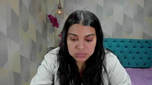 LindaBreeS online show from 11-08-25, 03:26