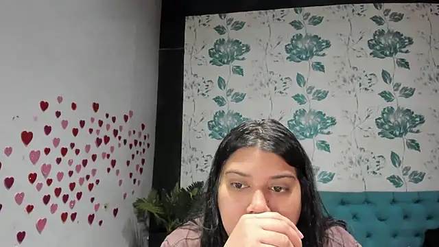 Snapshot of LindaBreeS chatting on 03-22-25, 03:20 LindaBreeS online show from 03-22-25, 03:20