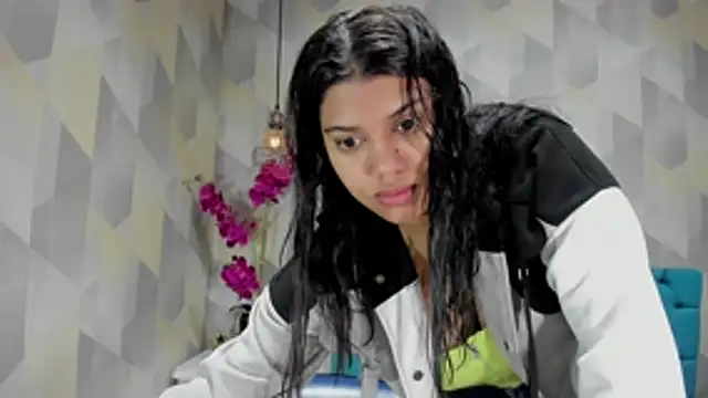 LindaBreeS online show from 11-01-25, 12:32