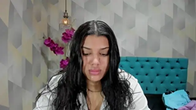 LindaBreeS online show from 10-29-25, 12:26