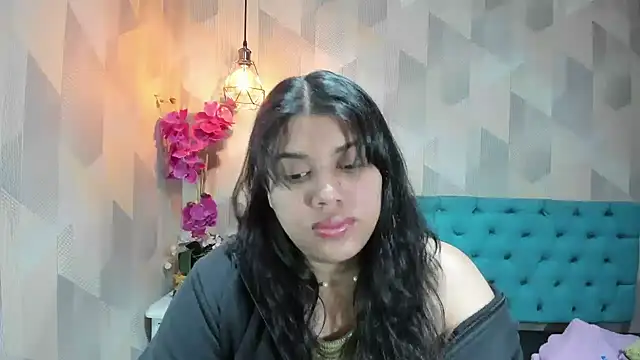 LindaBreeS online show from 01-18-26, 05:38