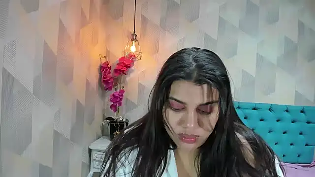 LindaBreeS online show from 07-03-26, 03:46