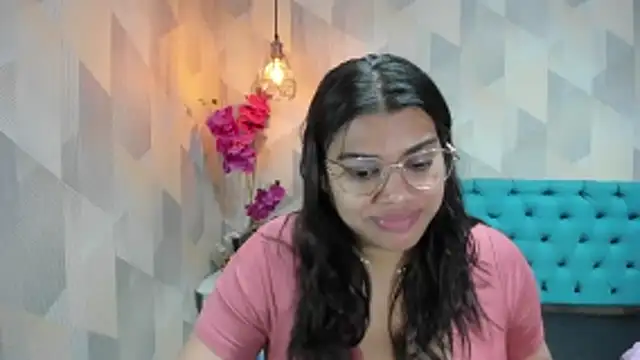 Snapshot of LindaBreeS chatting on 03-15-26, 02:35 LindaBreeS online show from 03-15-26, 02:35