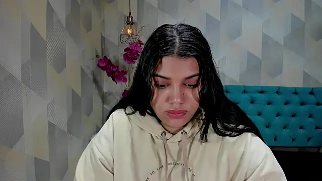 LindaBreeS online show from 10-28-25, 12:04