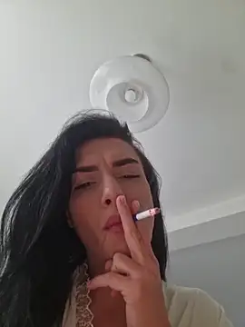 Snapshot of JolieLizz chatting on 10-12-25, 02:07 JolieLizz online show from 10-12-25, 02:07