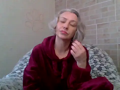 Lorie Carrie online show from 01-08-26, 11:38