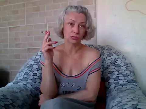 Lorie Carrie online show from 07-26-26, 08:43