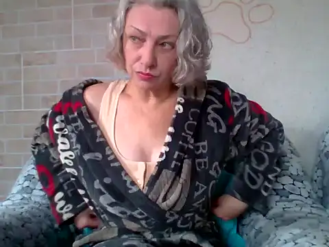 Lorie Carrie online show from 04-12-26, 09:34