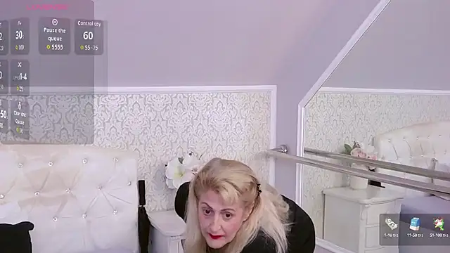 ElenaJuarez online show from 09-11-25, 04:01