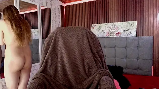 Snapshot of elena_detroya chatting on 03-19-26, 12:27 elena detroya online show from 03-19-26, 12:27