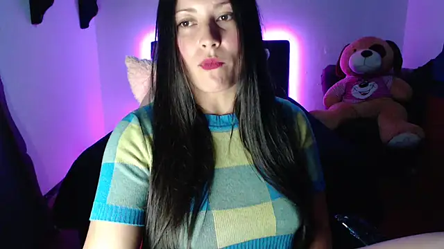 Allisonnlopez online show from 11-10-25, 10:59