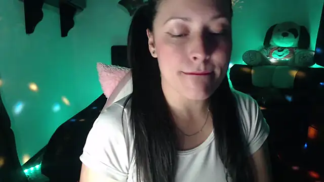 Allisonnlopez online show from 12-05-25, 08:28