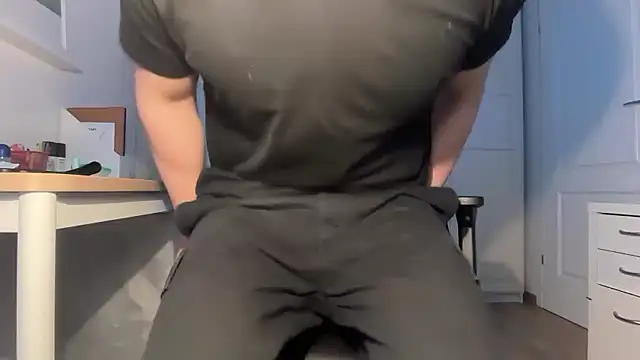 jungcock3210 online show from 01-12-26, 11:39