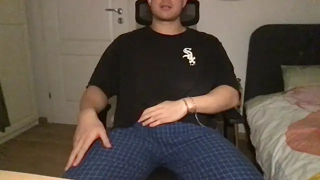 jungcock3210 online show from 10-22-25, 05:01