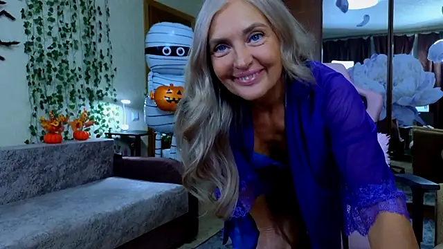 amelia blondy online show from 10-28-25, 01:54