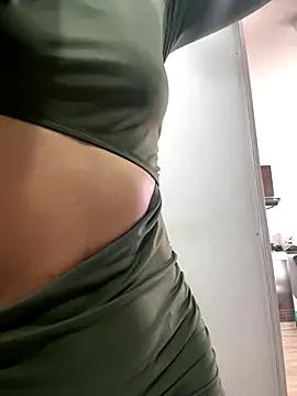 Nikothyna online show from 10-15-25, 03:09