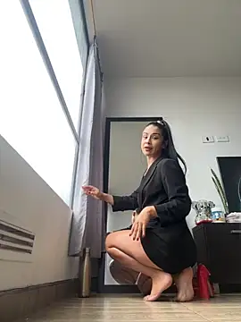 Nikothyna online show from 11-13-25, 05:50