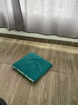 Nikothyna online show from 03-20-25, 07:57