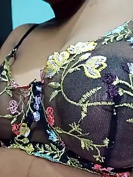 sexyindi couple online show from 05-13-26, 02:13