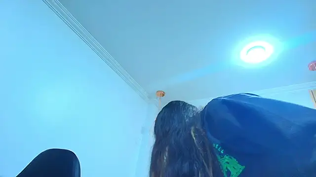 Naughty Kittenm online show from 04-18-26, 10:50
