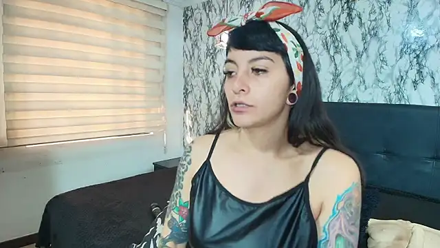 Naughty Kittenm online show from 11-07-25, 11:37