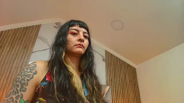 Naughty Kittenm online show from 05-23-26, 11:42