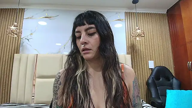Naughty Kittenm online show from 07-01-26, 11:32