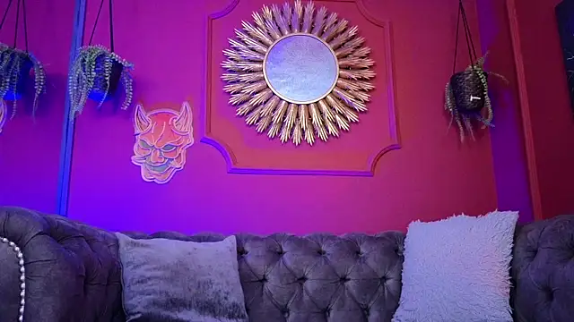 Julieta Russell online show from 02-20-26, 11:23