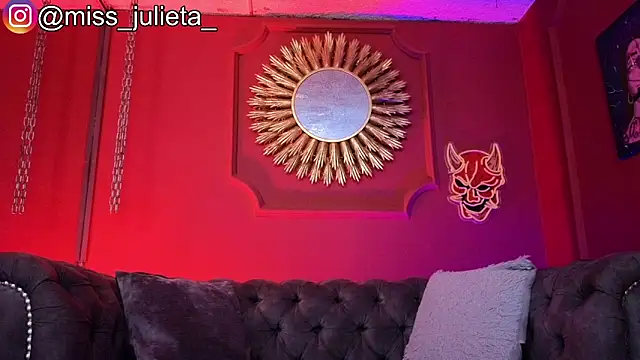 Julieta Russell online show from 06-20-26, 12:32