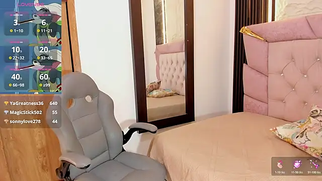 laurem-paulette online show from 11-29-25, 07:47