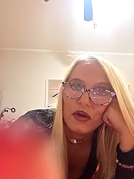 Snapshot of kikkastar chatting on 10-01-25, 07:57 kikkastar online show from 10-01-25, 07:57