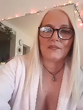 Snapshot of kikkastar chatting on 01-02-25, 11:20 kikkastar online show from 01-02-25, 11:20