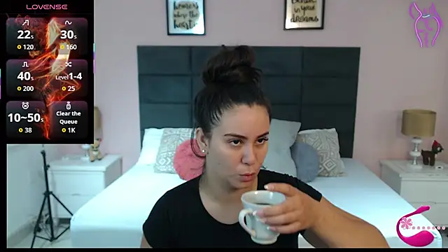 Snapshot of MadisonJenner chatting on 09-11-25, 09:42 MadisonJenner online show from 09-11-25, 09:42