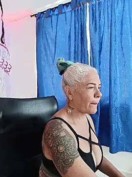 Snapshot of freyadevil333 chatting on 04-19-26, 03:57 freyadevil333 online show from 04-19-26, 03:57