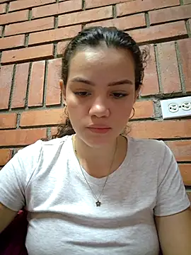 Snapshot of Angela_hank2 chatting on 06-02-26, 11:38 Angela hank2 online show from 06-02-26, 11:38