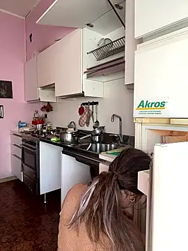 Snapshot of Sunbelxx chatting on 03-25-26, 08:46 Sunbelxx online show from 03-25-26, 08:46