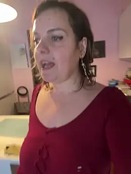 Snapshot of Sunbelxx chatting on 03-10-26, 09:24 Sunbelxx online show from 03-10-26, 09:24