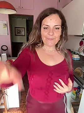 Snapshot of Sunbelxx chatting on 03-26-26, 10:02 Sunbelxx online show from 03-26-26, 10:02