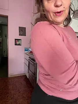 Snapshot of Sunbelxx chatting on 03-27-26, 08:59 Sunbelxx online show from 03-27-26, 08:59