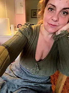 Sunbelxx online show from 12-19-25, 09:55