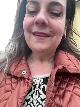 Snapshot of Sunbelxx chatting on 04-01-26, 07:31 Sunbelxx online show from 04-01-26, 07:31