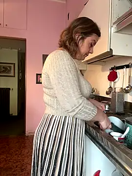 Sunbelxx online show from 11-19-25, 08:58