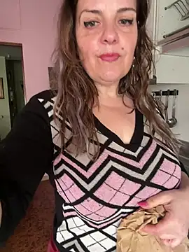 Snapshot of Sunbelxx chatting on 03-06-26, 08:53 Sunbelxx online show from 03-06-26, 08:53