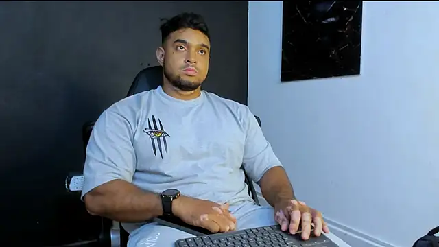 Big furry bear13 online show from 05-01-26, 03:33
