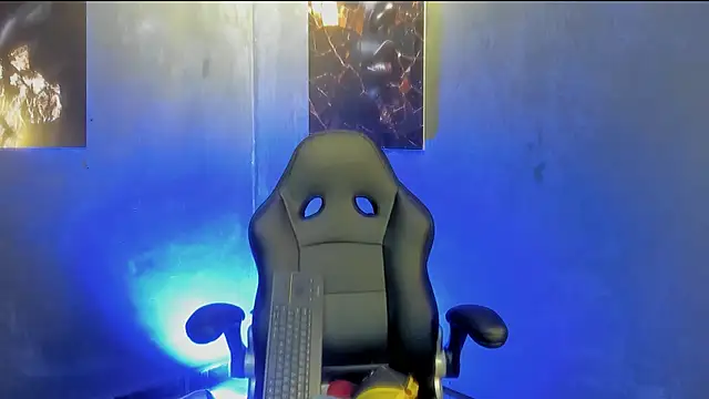 Big furry bear13 online show from 09-30-25, 05:24