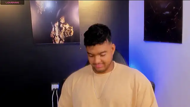 Big furry bear13 online show from 11-14-25, 07:01