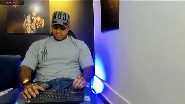 Big furry bear13 online show from 11-07-25, 07:24