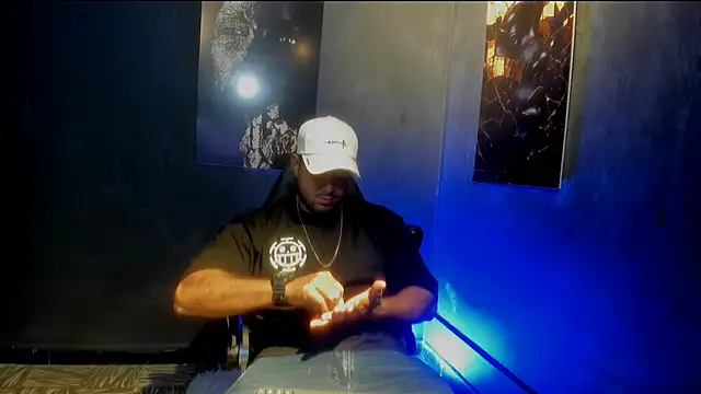 Big furry bear13 online show from 10-01-25, 05:56