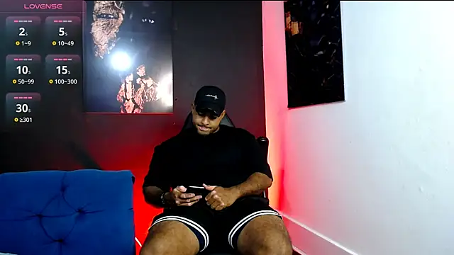 Big furry bear13 online show from 01-09-26, 08:38